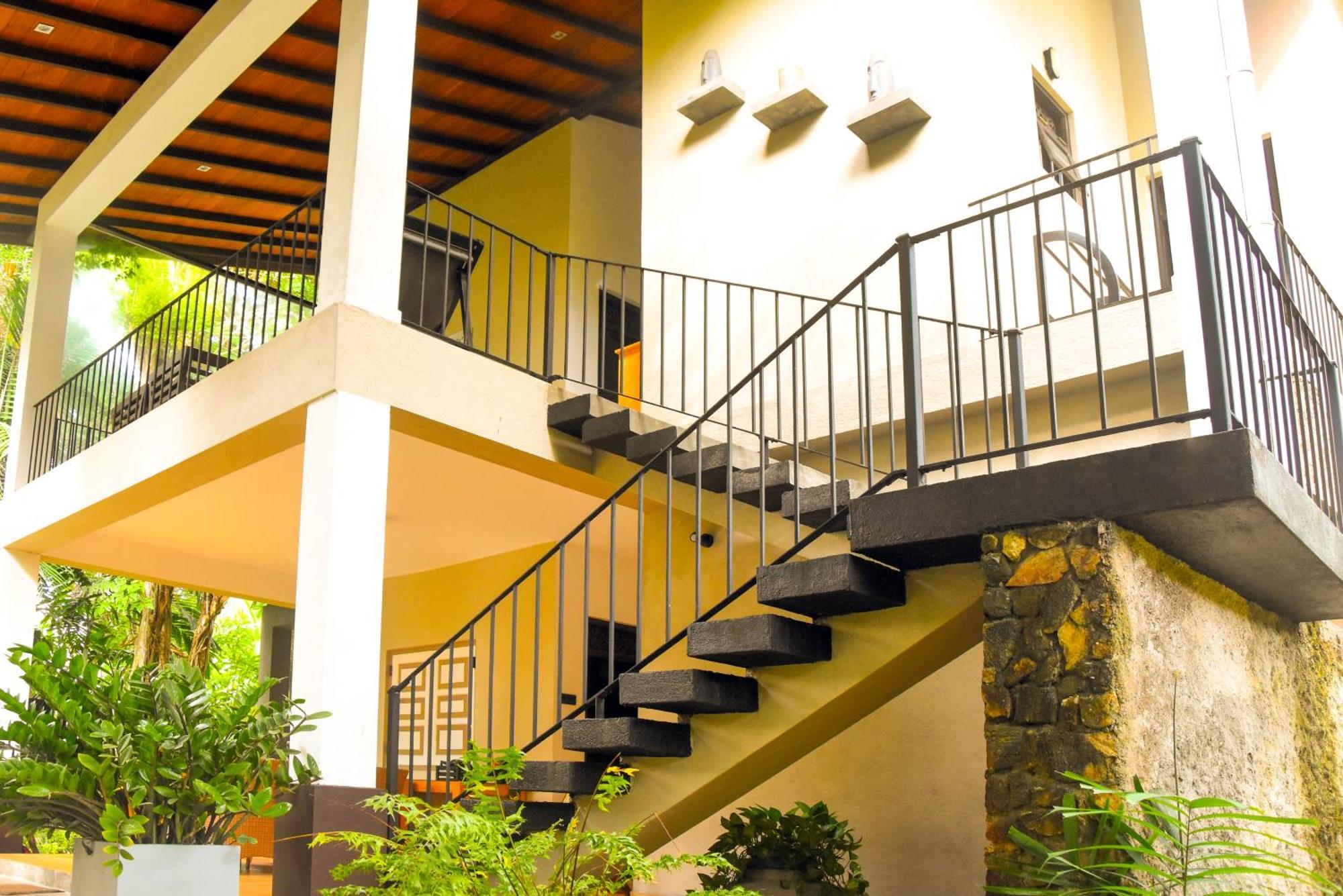 Sithu Villa Hikkaduwa Extérieur photo