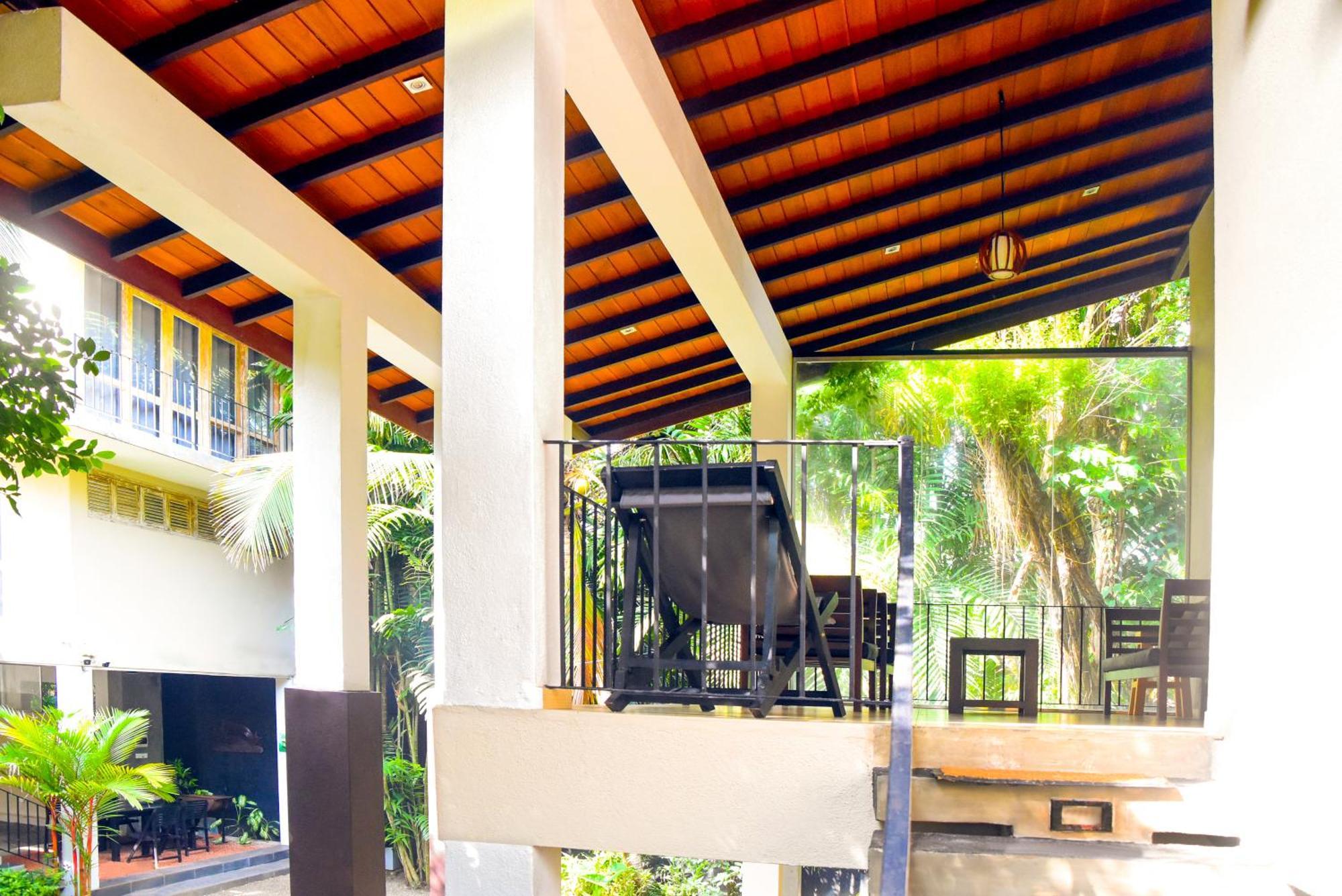 Sithu Villa Hikkaduwa Extérieur photo