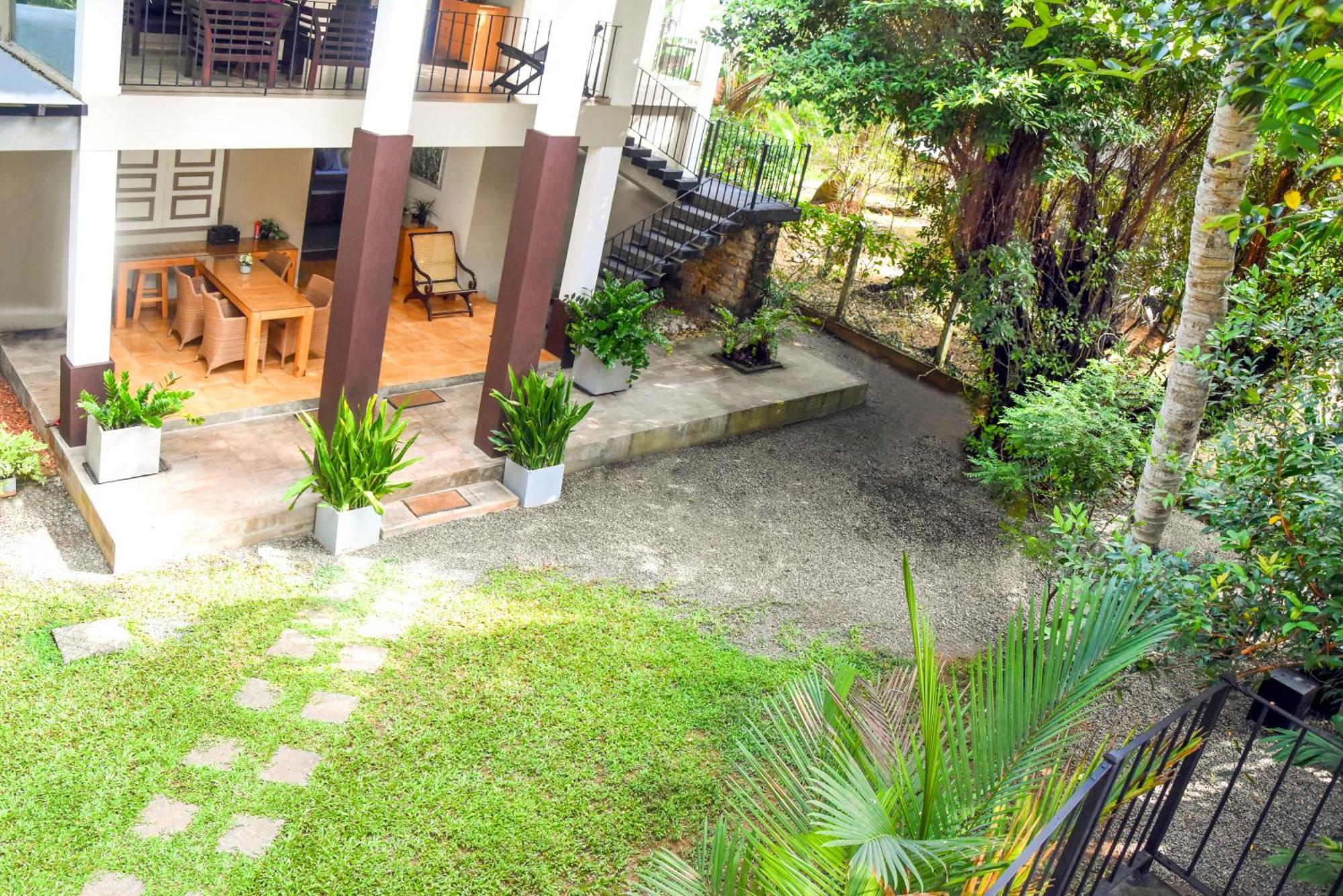 Sithu Villa Hikkaduwa Extérieur photo