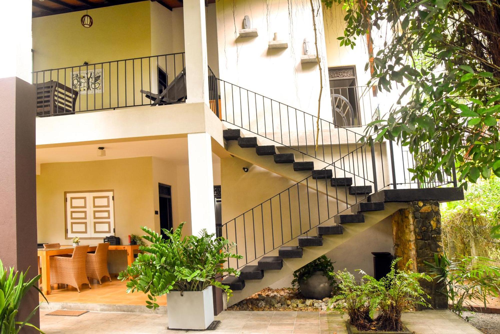 Sithu Villa Hikkaduwa Extérieur photo