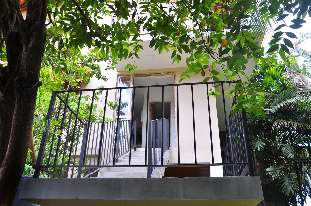 Sithu Villa Hikkaduwa Extérieur photo